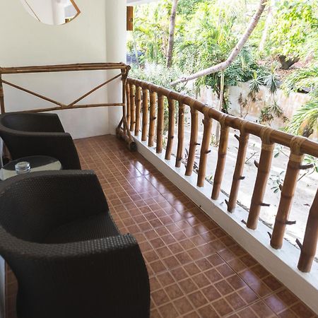 Evolution Dive And Beach Resort Malapascua Extérieur photo