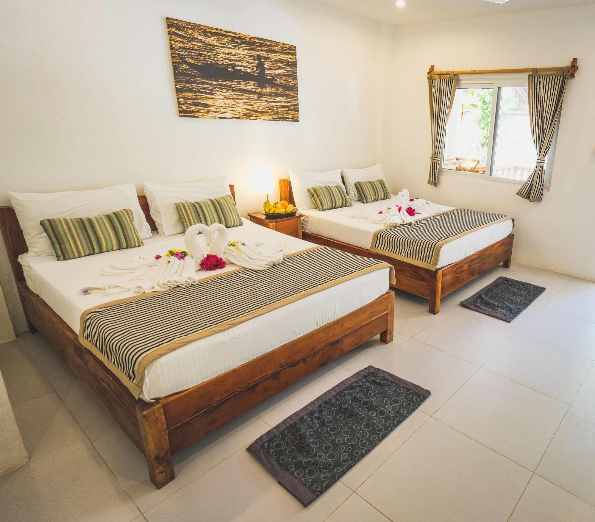 Evolution Dive And Beach Resort Malapascua Extérieur photo